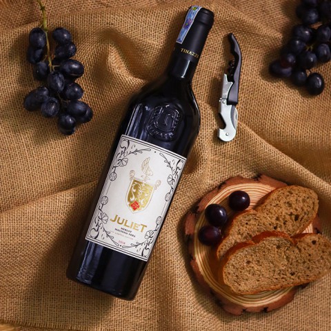 Rượu vang Ý Juliet Merlot Malvasia Nera - Kèm hộp rượu gỗ đơn