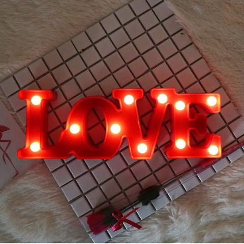 Đèn Led trang trí chữ Love