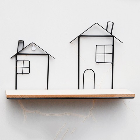 Giá gỗ treo tường viền kim loại hình ngôi nhà